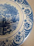 Vintage bord, Antiek en Kunst, Antiek | Servies los, Ophalen of Verzenden