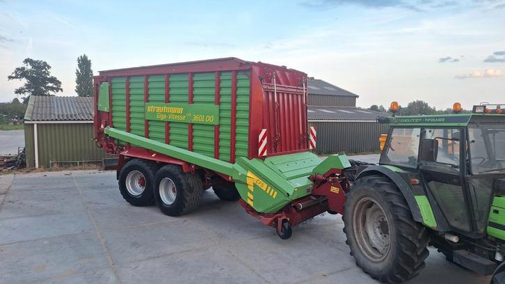 Strautmann Giga-Vitesse CFS 3601 DO opraapwagen ladewagen, Zakelijke goederen, Agrarisch | Werktuigen, Veehouderij, Weidebouw