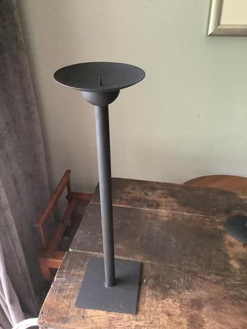 Kandelaar kaarsenhouder vintage metaal groot stoer 10€ beschikbaar voor biedingen