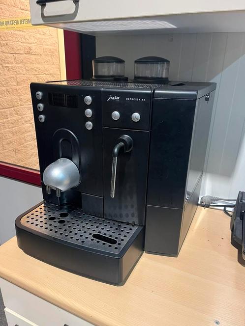 Professioneel Jura Impressa x7, Witgoed en Apparatuur, Koffiezetapparaten, Zo goed als nieuw, Koffiebonen, Koffiemachine, Afneembaar waterreservoir