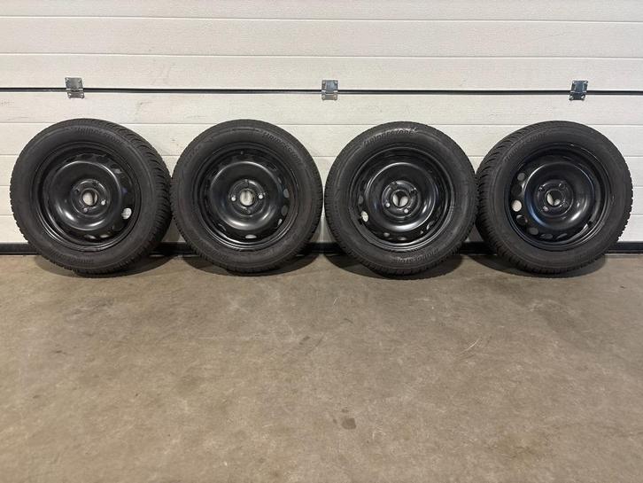 14" bridgestone winterbanden st. 4 x 100 aygo, 108, c1, alto, Auto-onderdelen, Banden en Velgen, Band(en), Winterbanden, 14 inch