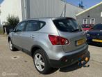 Nissan Qashqai 1.6 | 2010 | Clima | Pano | Navi | Trekhaak, Auto's, Voorwielaandrijving, Gebruikt, Zwart, Handgeschakeld