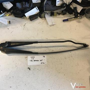 Mercedes W126 1989 Ruitenwisserarmen set  beschikbaar voor biedingen