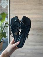 Zwarte slippers - maat 40, Kleding | Dames, Schoenen, Nieuw, Slippers, Merkloos, Ophalen of Verzenden