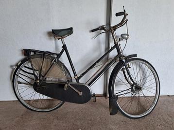 Oude Balako fiets zo uit oma's schuurtje beschikbaar voor biedingen