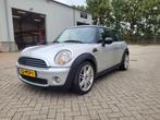 Mini 1.4 16V ONE 2007 Grijs, Voorwielaandrijving, Stof, Zwart, 4 stoelen