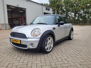 Mini 1.4 16V ONE 2007 Grijs beschikbaar voor biedingen
