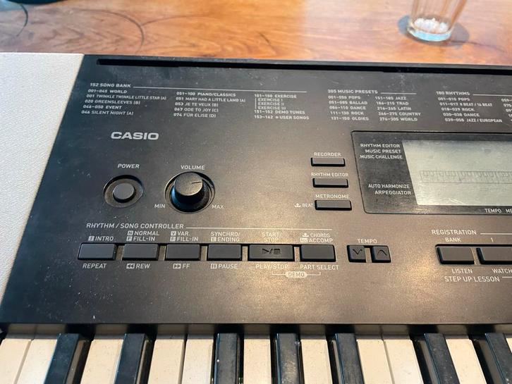 Casio CTK-4200 Keyboard - Leerzaam!, Muziek en Instrumenten, Keyboards, Gebruikt, 61 toetsen, Casio, Aanslaggevoelig, Ophalen of Verzenden