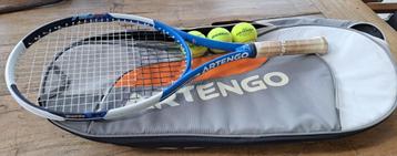 Tennisracket beschikbaar voor biedingen