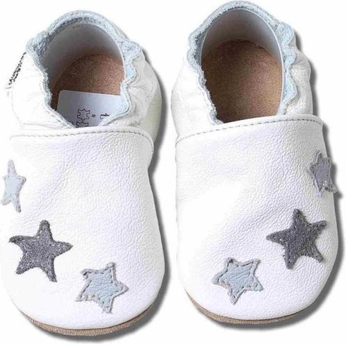 Witte babyslofjes van Hobea met grijze sterren maat 20/21, Kinderen en Baby's, Babykleding | Schoentjes en Sokjes, Nieuw, Jongetje of Meisje