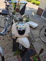 Retro scooter blauw kenteken, Fietsen en Brommers, Snorfietsen en Snorscooters, Ophalen, Zo goed als nieuw, Overige merken