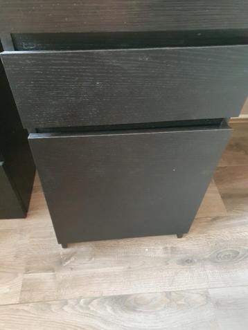 Te koop, Bureau Malm, ikea, zwart , nieuwstaat!!! - afbeelding 3