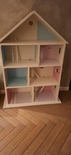Leuk Poppenhuis met Trappen en Raamkozijnen, Ophalen, Gebruikt, Poppenhuis