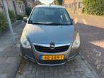 Opel Agila 1.2 16V 69KW 2011 Grijs lage km 55400. Trekhaak, Voorwielaandrijving, 4 cilinders, 965 kg, Origineel Nederlands