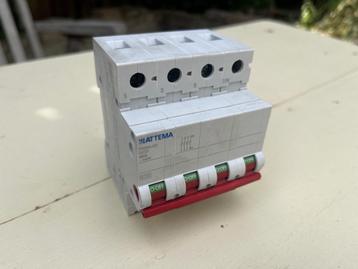 Attema hoofdschakelaars en installatie-automaten(nieuw) beschikbaar voor biedingen