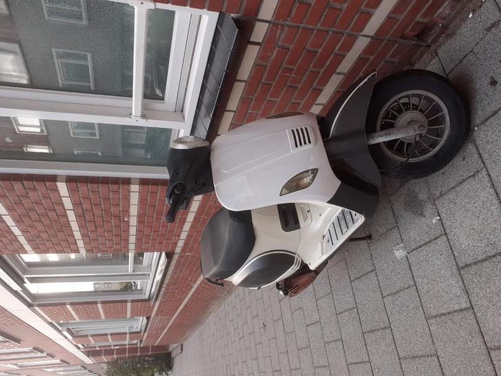 IVA LUX50, Fietsen en Brommers, Scooters | Overige merken, Gebruikt, Benzine, Ophalen