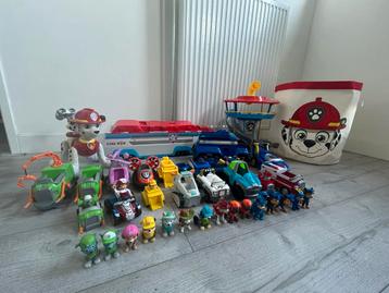 Paw Patrol hele grote verzameling speelgoed. alles meenemen beschikbaar voor biedingen
