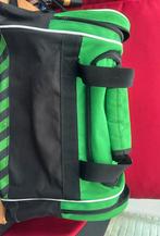 Groene hummel voetbaltas sport tas, Maat M, Ophalen of Verzenden, Zo goed als nieuw, Overige typen