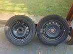 Twee winterbanden op velg. 215/55 R16, Ophalen, 16 inch, Banden en Velgen, 205 mm