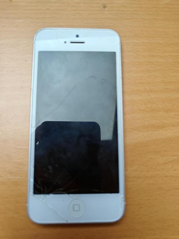iPhone 5 (A1428) – Defect, Telecommunicatie, Mobiele telefoons | Apple iPhone, Niet werkend, 64 GB, Zonder abonnement, Zonder simlock