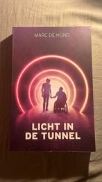 Marc de Hond - Licht in de tunnel, Ophalen of Verzenden, Zo goed als nieuw, Marc de Hond