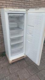 INDESIT hoog vrieskast 6 ladens, Witgoed en Apparatuur, Vriezers en Diepvrieskisten, Ophalen, Gebruikt, Minder dan 60 cm