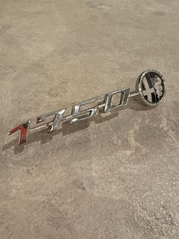 Alfa Romeo 1750 Embleem - Compleet!, Auto-onderdelen, Carrosserie en Plaatwerk, Alfa Romeo, Gebruikt, Ophalen of Verzenden