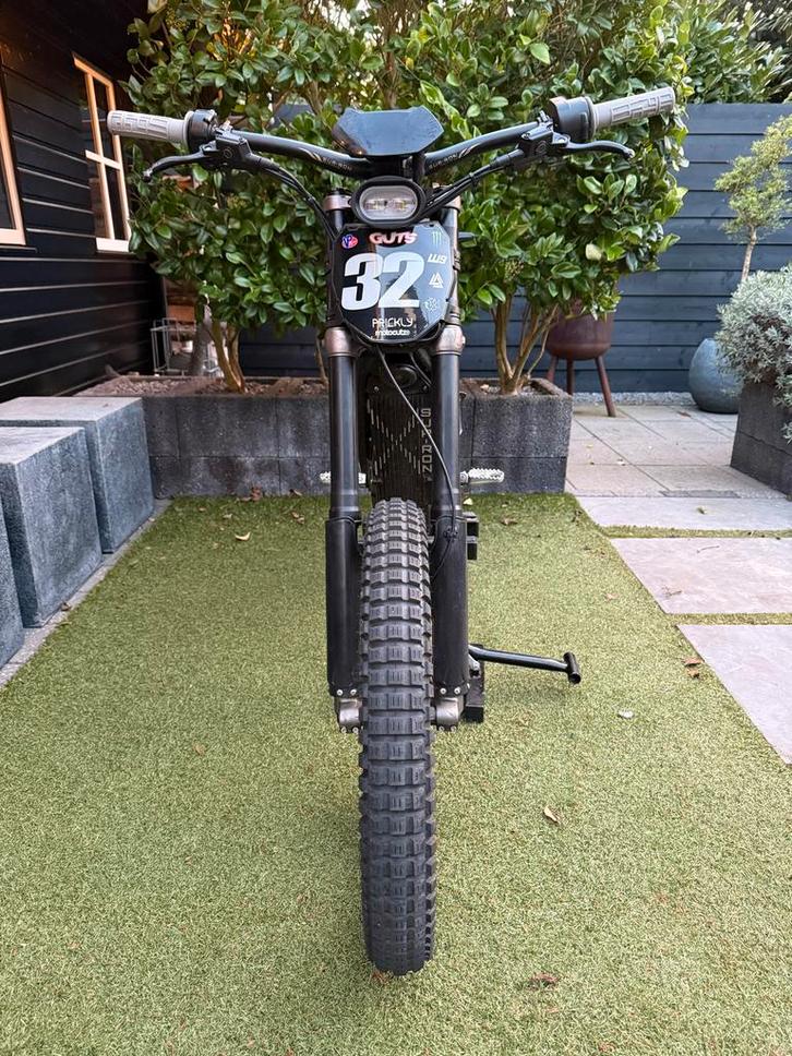 Surron LBX 2024, Fietsen en Brommers, Brommers | Crossbrommers, Zo goed als nieuw, Overige merken, Ophalen
