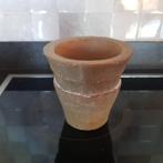 Vaasje, Overige kleuren, Aardewerk of Porselein, Ophalen of Verzenden, Zo goed als nieuw