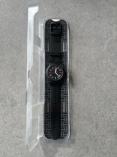 Swatch SISTEM51 HODINKEE GENERATION 1986, Sieraden, Tassen en Uiterlijk, Horloges | Heren, Nieuw, Polshorloge, Swatch, Kunststof