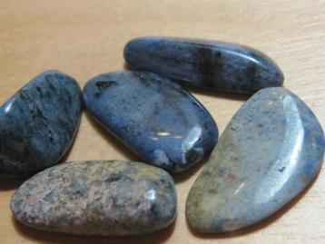 ede. 3x 25Kt aparte edelstenen DUMORTURIET (7) beschikbaar voor biedingen