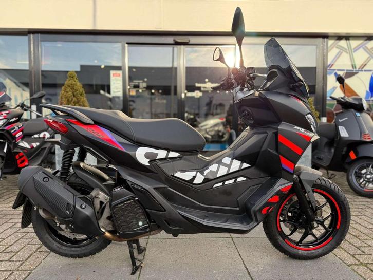 Aprilia SR-GT 200 Replica, Motoren, Motoren | Aprilia, Bedrijf, Scooter, 1 cilinder, Ophalen of Verzenden