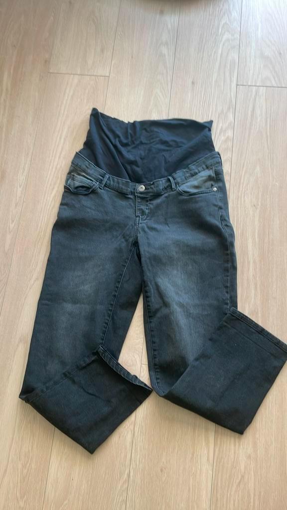 Pregnancy jeans size M/L (31), Kleding | Dames, Positiekleding, Zo goed als nieuw, Broek of Spijkerbroek, Maat 38/40 (M), Zwart