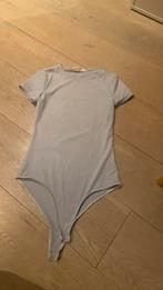 Pull en bear korte mouwen body maat s, Kleding | Dames, Wit, Ophalen of Verzenden, Zo goed als nieuw, Korte mouw