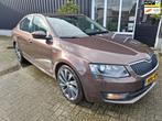 Skoda OCTAVIA 1.8 TSI Greentech Laurin en Klement* luxe uitv, Auto's, Skoda, Lichtsensor, Gebruikt, Euro 6, Bruin