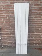 Vasco Radiator Badkamer, Doe-het-zelf en Verbouw, Verwarming en Radiatoren, Ophalen, Radiator, Minder dan 60 cm, Zo goed als nieuw