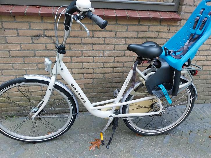 Witte Batavus Mambo deluxe moederfiets incl. Yepp zitje, Fietsen en Brommers, Fietsen | Dames | Moederfietsen, Gebruikt, Batavus