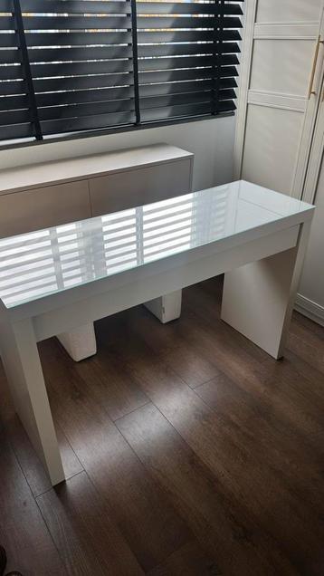 MALM Toilettafel wit - 120x41cm beschikbaar voor biedingen