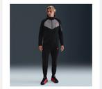 Nike tech, Ophalen, Nieuw
