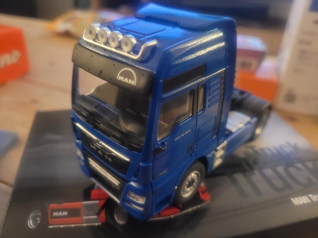 Man truck blauw, Hobby en Vrije tijd, Modelauto's | 1:50, Nieuw, Bus of Vrachtwagen, Conrad, Ophalen of Verzenden