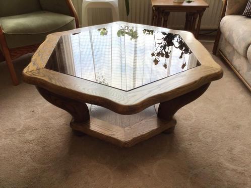 Grappige retro / vintage salontafel met tijdschriftenruimte, Huis en Inrichting, Tafels | Salontafels, Gebruikt, 100 tot 150 cm