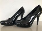 Onpaar pumps rechts 39 links 40, Ophalen, Pumps, Zwart, Zo goed als nieuw