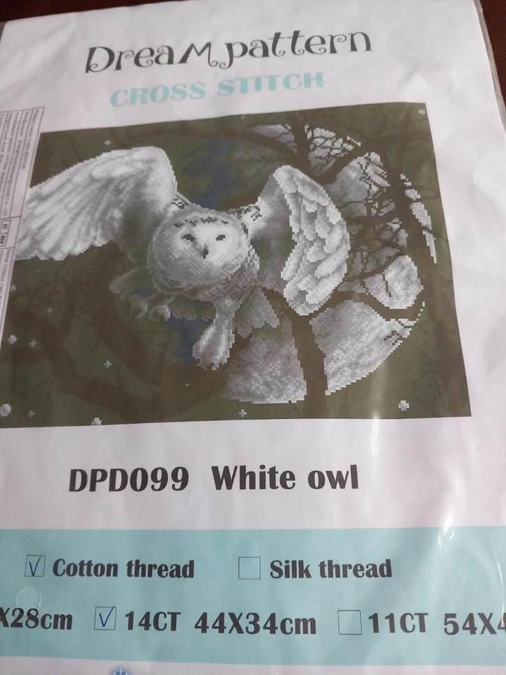 Borduurpakket - Witte Uil - Nieuw, Hobby en Vrije tijd, Borduren en Borduurmachines, Nieuw, Borduurpakket, Handborduren, Ophalen of Verzenden