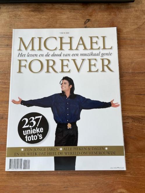 4 Michael Jackson boeken, Boeken, Muziek, Zo goed als nieuw, Artiest, Ophalen of Verzenden