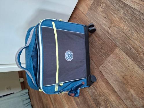 Kipling koffertje, Sieraden, Tassen en Uiterlijk, Koffers, Zo goed als nieuw, Wieltjes, Ophalen of Verzenden