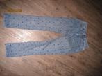 Blauwe jeans met geborduurde strikjes maat S, Kleding | Dames, Spijkerbroeken en Jeans, Ophalen of Verzenden, Gedragen, Blauw