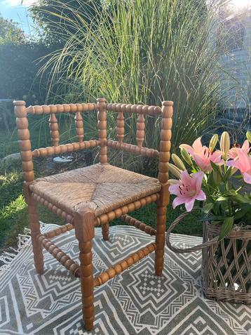Bobbin Chair Hoekstoel - Iconisch Design beschikbaar voor biedingen