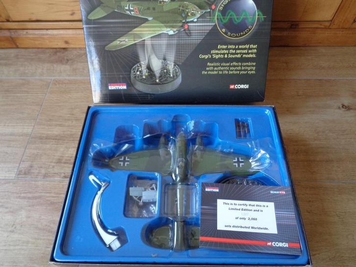 Corgi the Aviation Archive Heinkel HE 111h-14-6n +bk in doos, Verzamelen, Luchtvaart en Vliegtuigspotten, Zo goed als nieuw, Schaalmodel