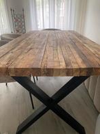 Industriële houten eettafel. Robuust en uniek!, Huis en Inrichting, 100 tot 150 cm, Ophalen of Verzenden, Vijf personen of meer