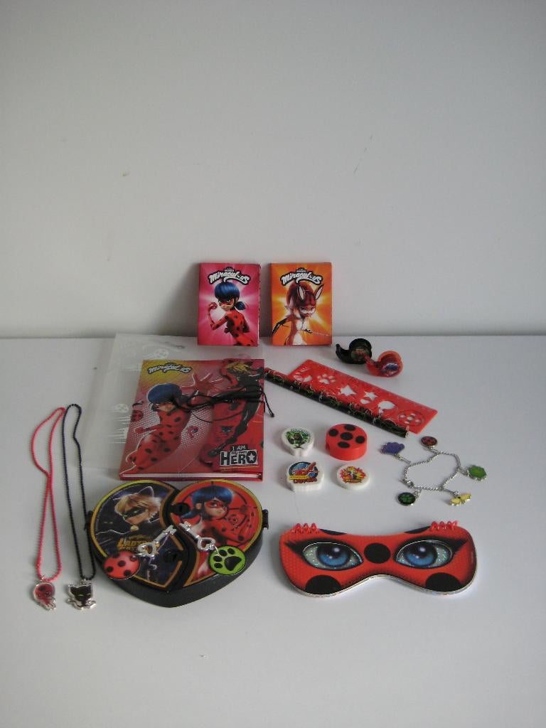 Miraculous schrijfwaren Lady Bug Cat Noir ketting armband, Ophalen of Verzenden, Gebruikt